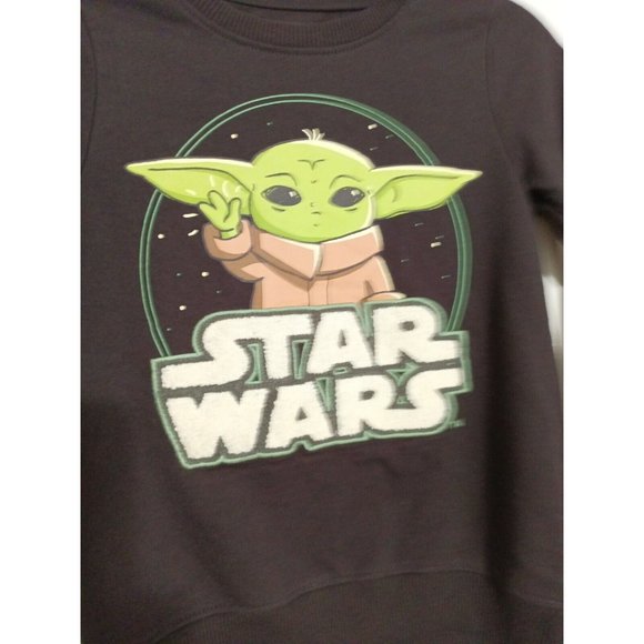 Boys Star Wars Crew Neck Soft Black Yoda Pullover Sweater Size 7 - Picture 2 of 5